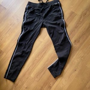 Hollister medium sweatpants black